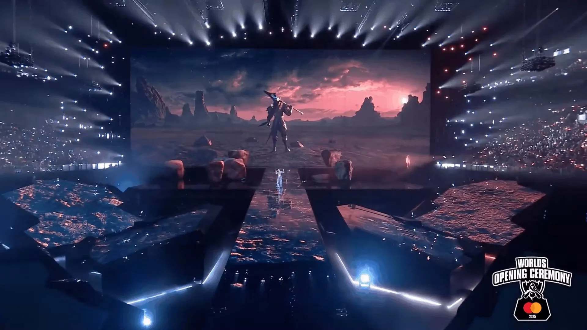 League of Legends World Championship Final 2025 lighting and key light balance